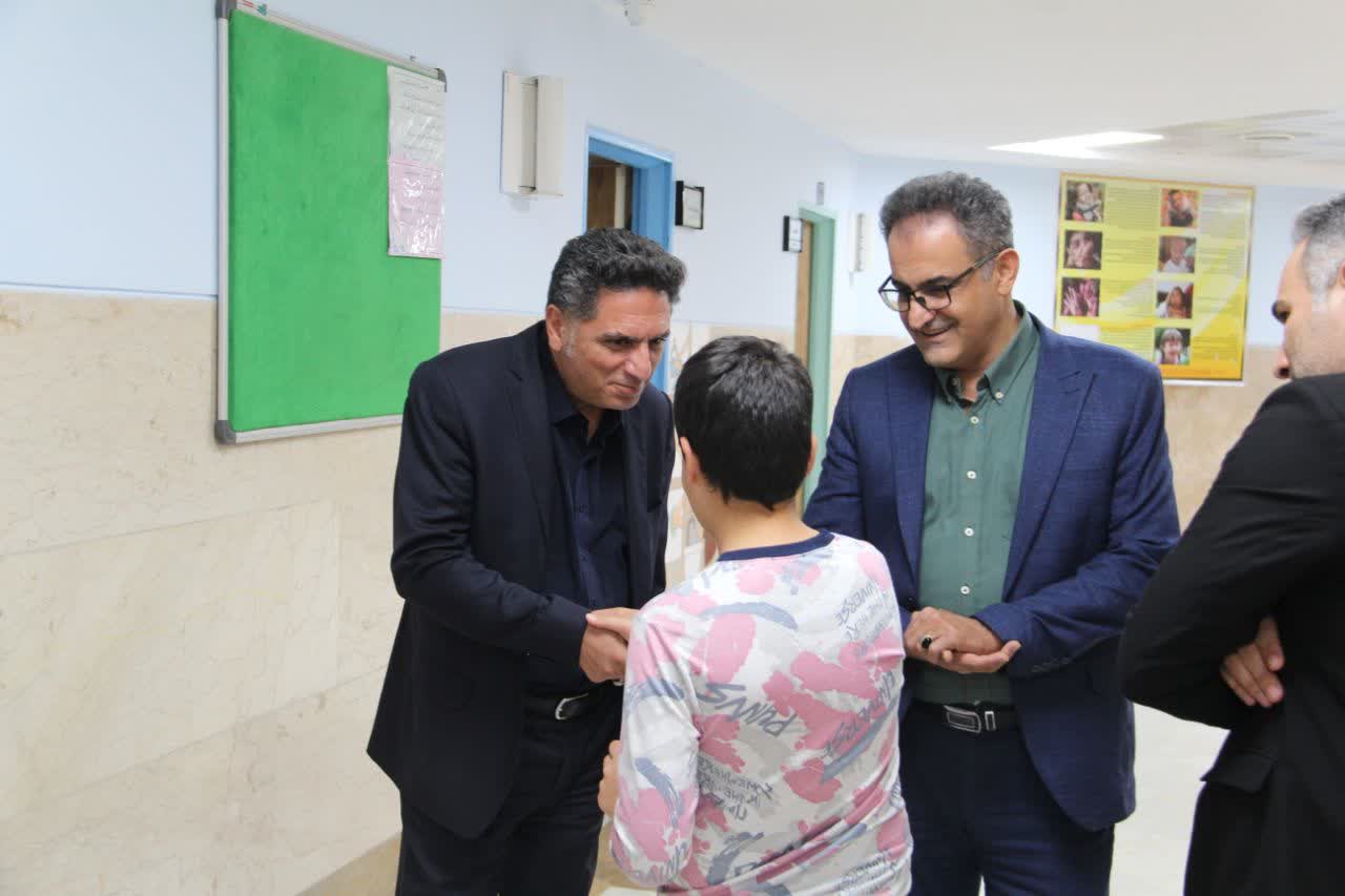 مدیرعامل پاکسان در راستای تعهد به مسئولیت‌های اجتماعی این مجموعه از آسایشگاه کهریزک البرز بازدید کرد
